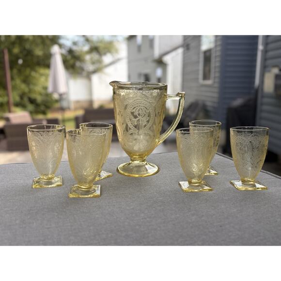 Yellow Depression glass No. 612 pitcher and 6 tumblers Horseshoe - Picture 8 of 9